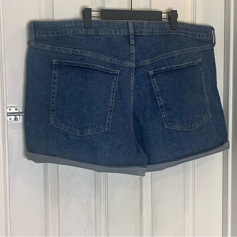 Old Navy OG Straight Hi-Rise Jean Shorts Size 24